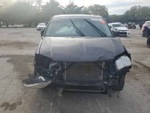 2015 CHRYSLER TOWN & COU - 2C4RC1BG7FR579050