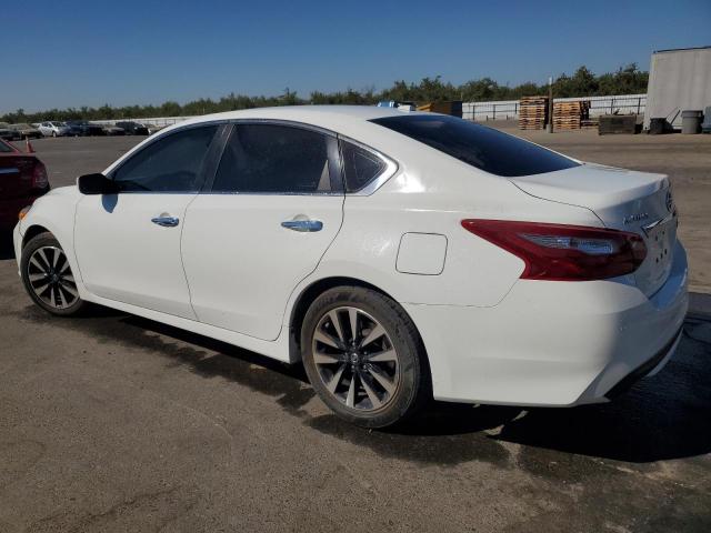 NISSAN ALTIMA 2.5 2018 white  gas 1N4AL3AP5JC243737 photo #3