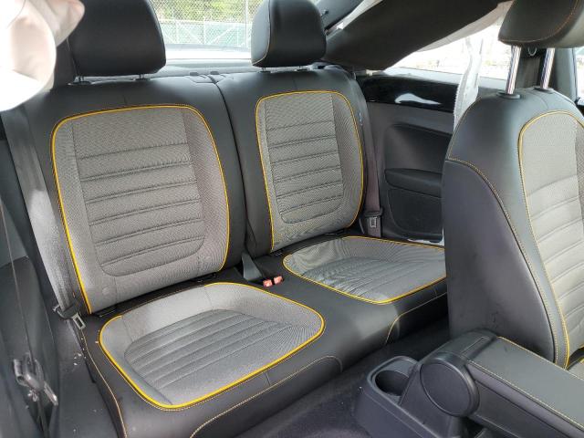 2018 VOLKSWAGEN BEETLE DUN 3VWSD7AT1JM706856