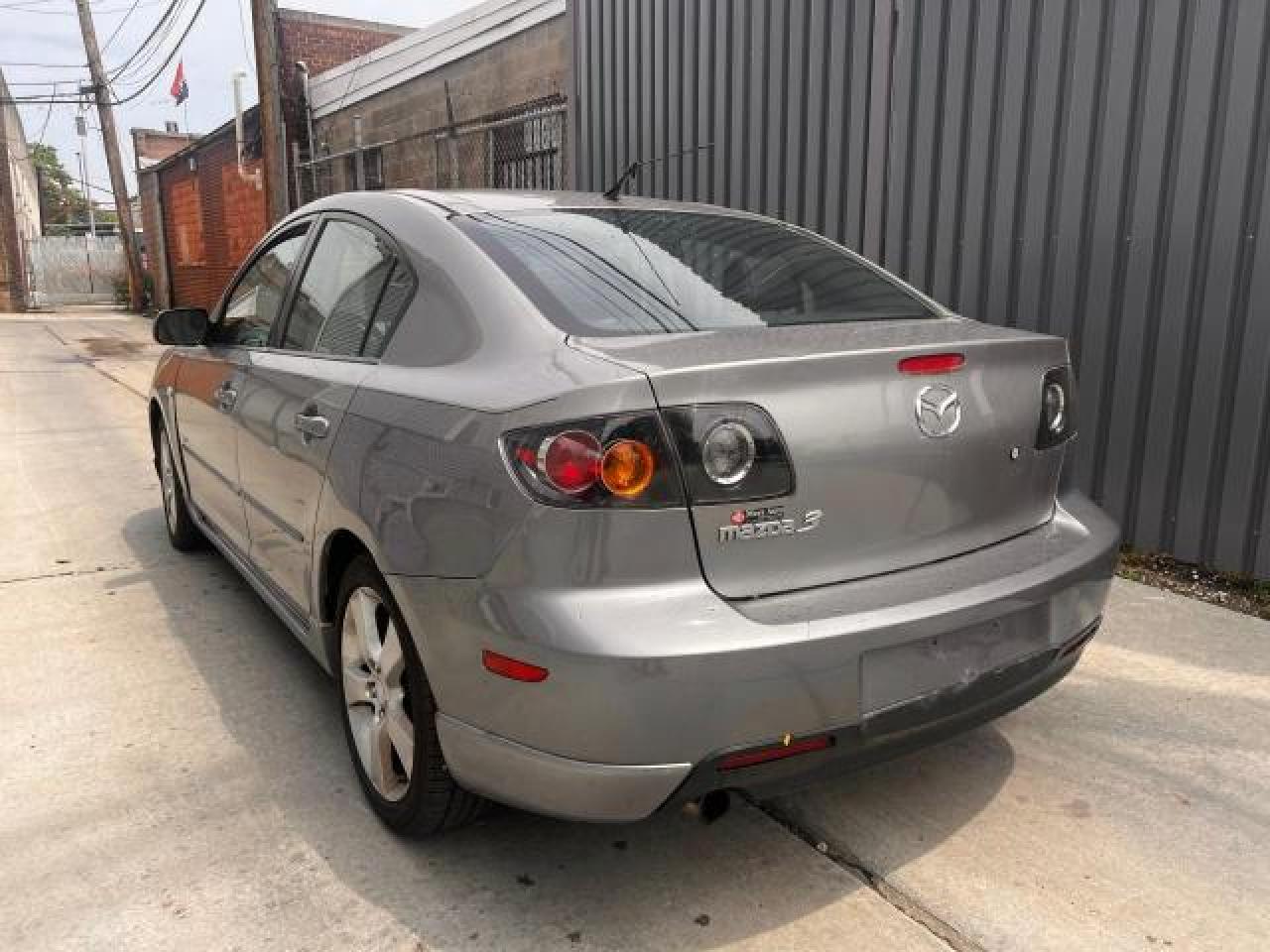 MAZDA 3 S 2006 gray sedan 4d gas JM1BK323861512510 photo #4