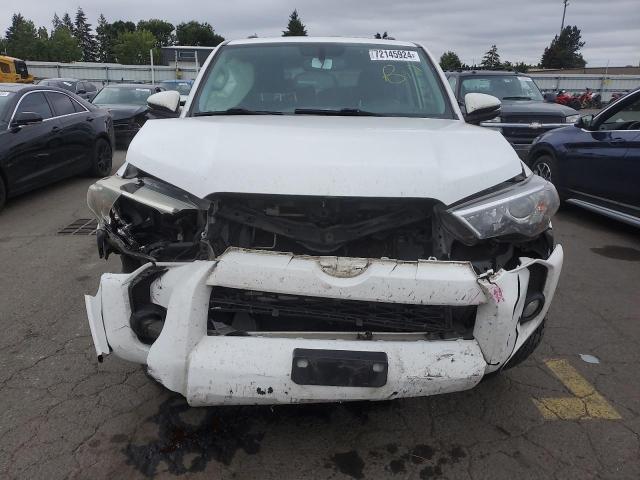 2019 TOYOTA 4RUNNER SR - JTEBU5JR4K5611304