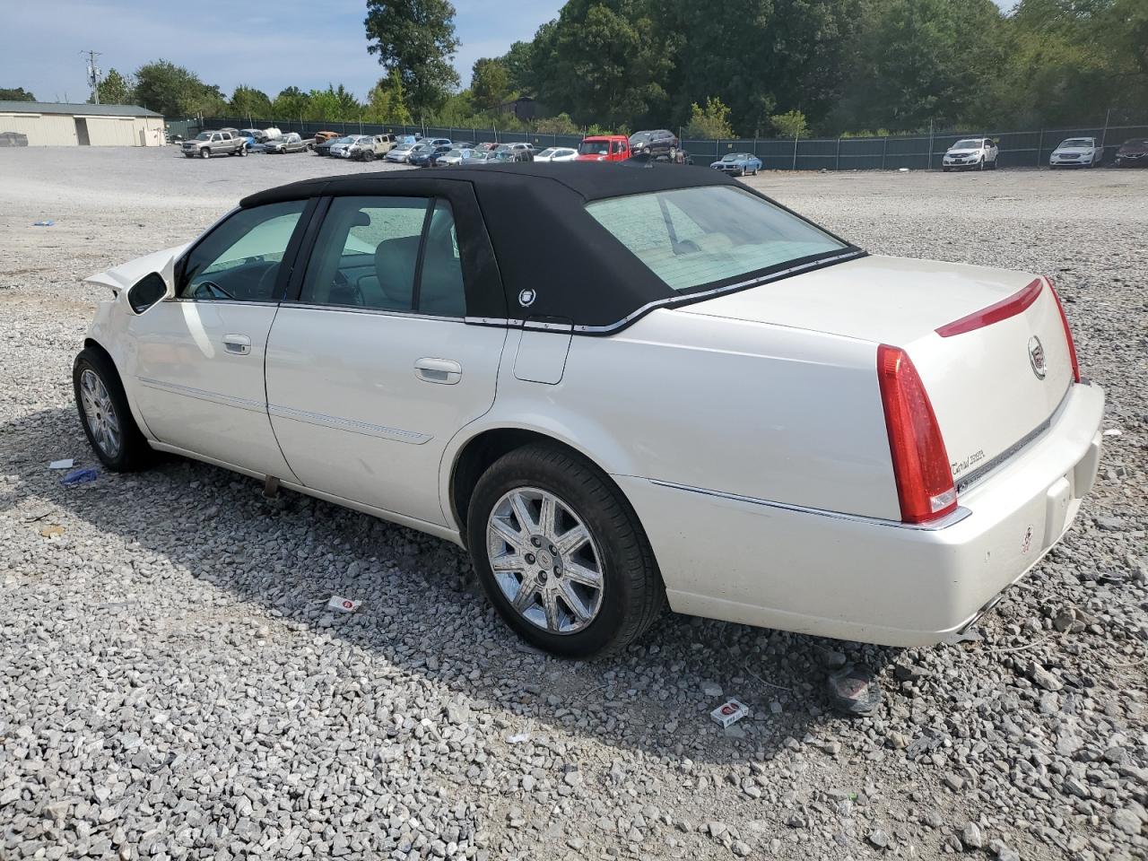 Lot #2828633115 2011 CADILLAC DTS PREMIU