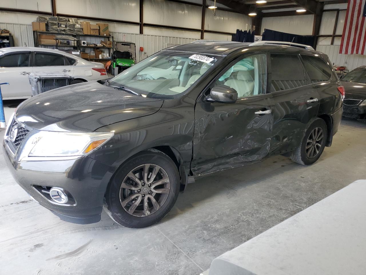 Nissan Pathfinder 2015 Wagon Body Style