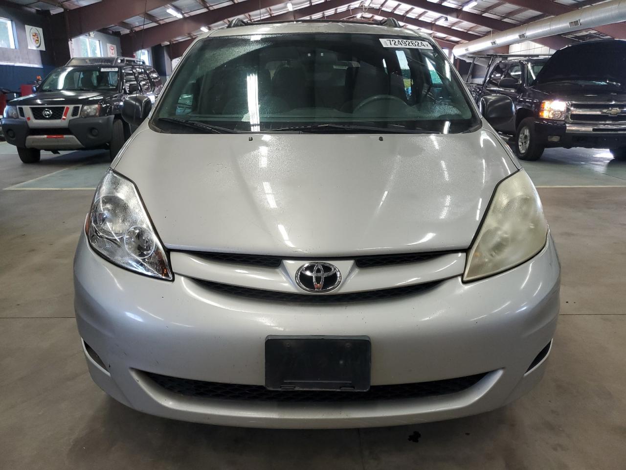 Lot #2842662954 2006 TOYOTA SIENNA CE