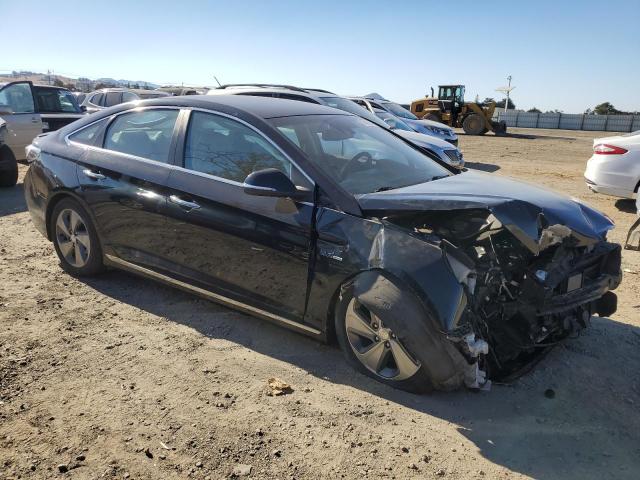 2017 HYUNDAI SONATA PLU KMHE54L22HA049214