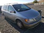 TOYOTA SIENNA LE photo