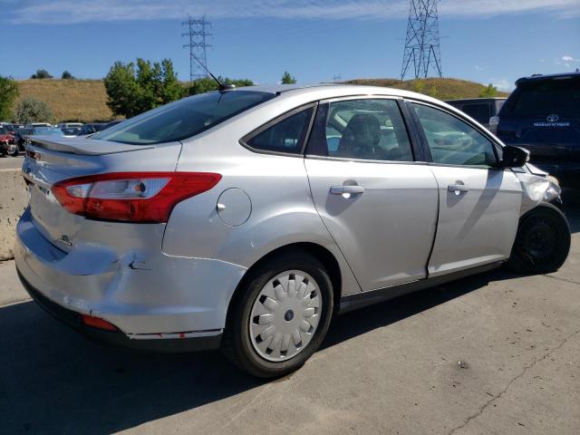 VIN 1FADP3F22DL327663 2013 Ford Focus, SE no.3