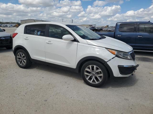 2016 KIA SPORTAGE L - KNDPB3AC2G7852869