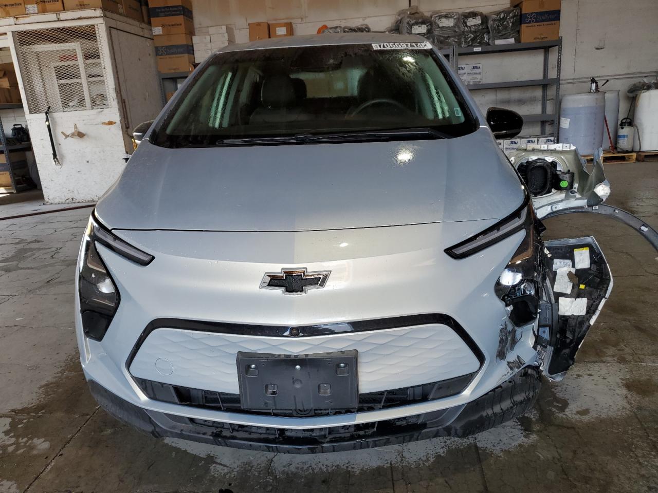 Lot #2825601381 2023 CHEVROLET BOLT EV 2L