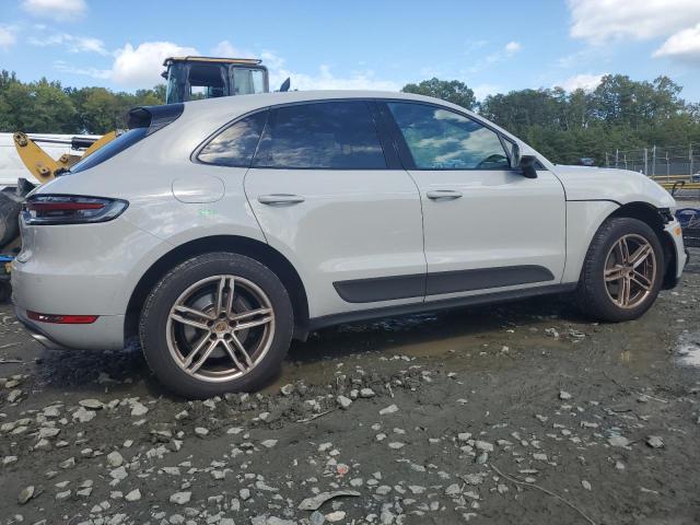 VIN WP1AA2A56MLB00663 2021 Porsche Macan no.3