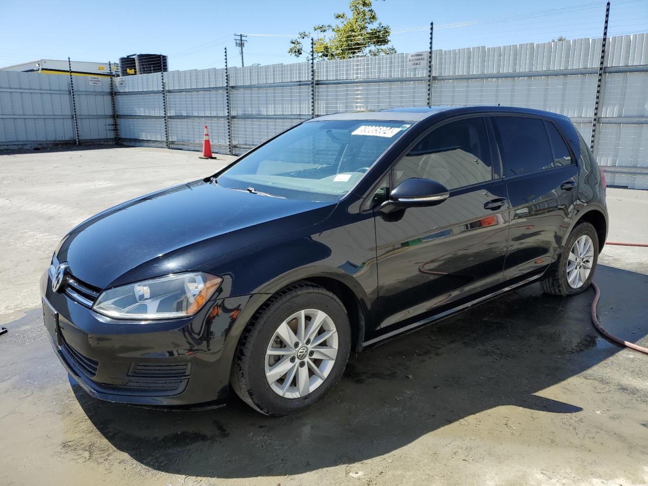 Lot #3316803424 2015 VOLKSWAGEN GOLF