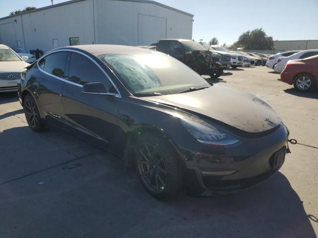 2018 TESLA MODEL 3 - 5YJ3E1EB3JF070836