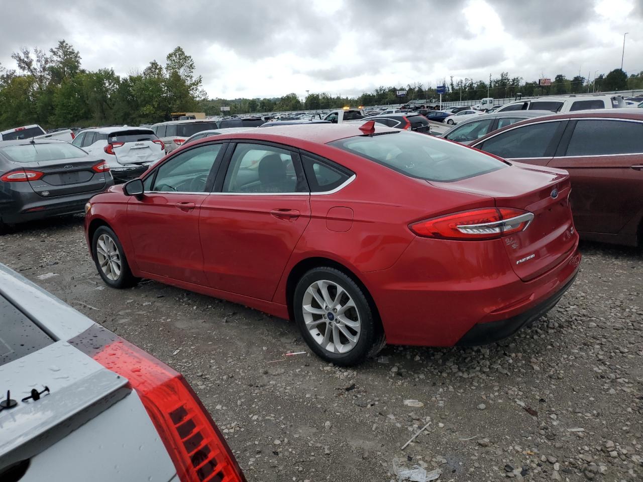 Lot #2926362373 2020 FORD FUSION SE