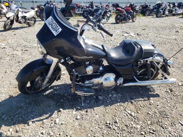 2011 HARLEY-DAVIDSON FLHX - 1HD1KB412BB651617