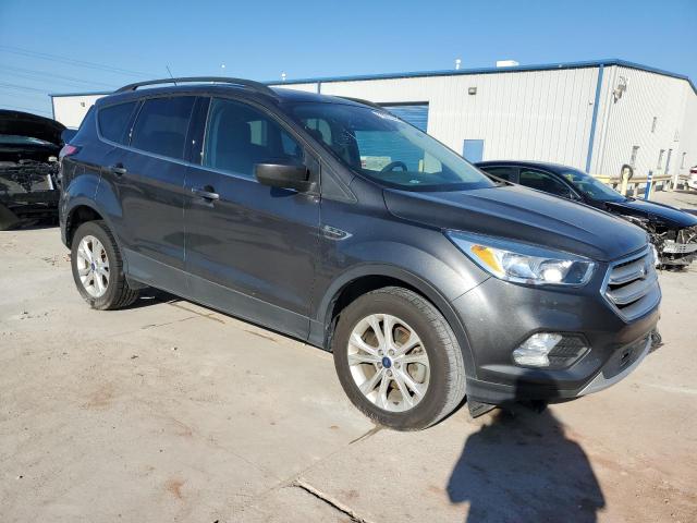 VIN 1FMCU0GDXJUB70690 2018 Ford Escape, SE no.4