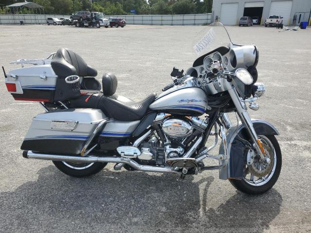 2009 HARLEY-DAVIDSON FLHTCUSE4 - 1HD1PR8199Y955622