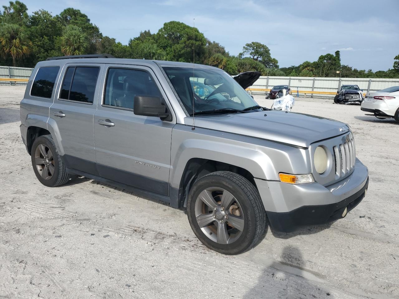 Lot #3052556155 2014 JEEP PATRIOT LA