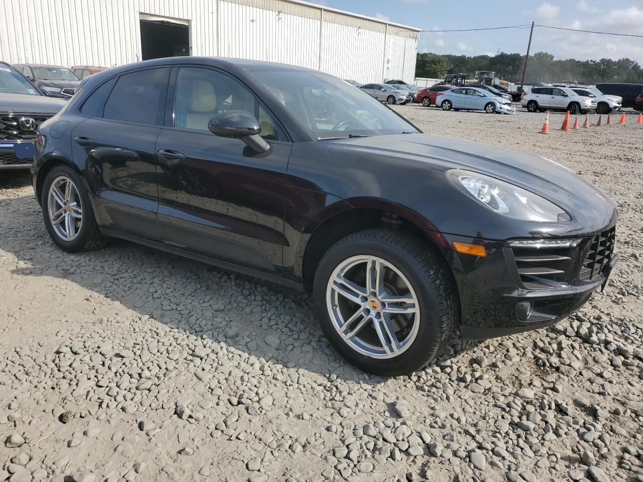 Lot #2960171073 2017 PORSCHE MACAN