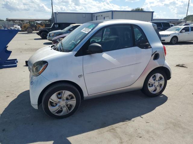 VIN WMEFJ5DA3GK140275 2016 Smart Fortwo no.1