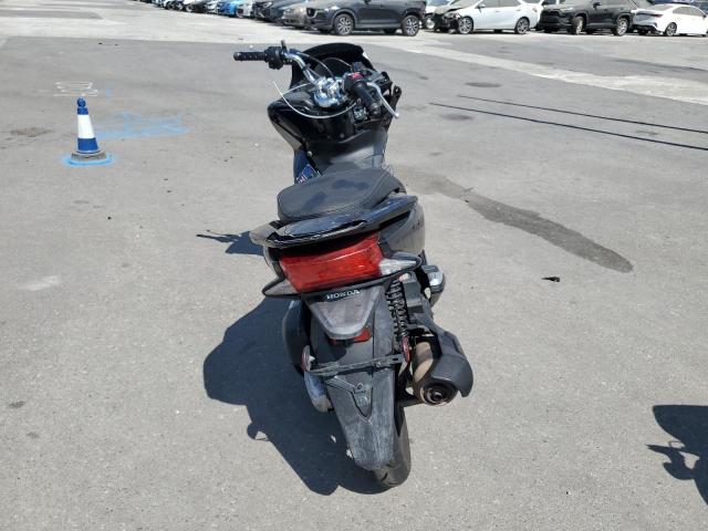 2017 HONDA PCX 150 RLHKF1800HY201458