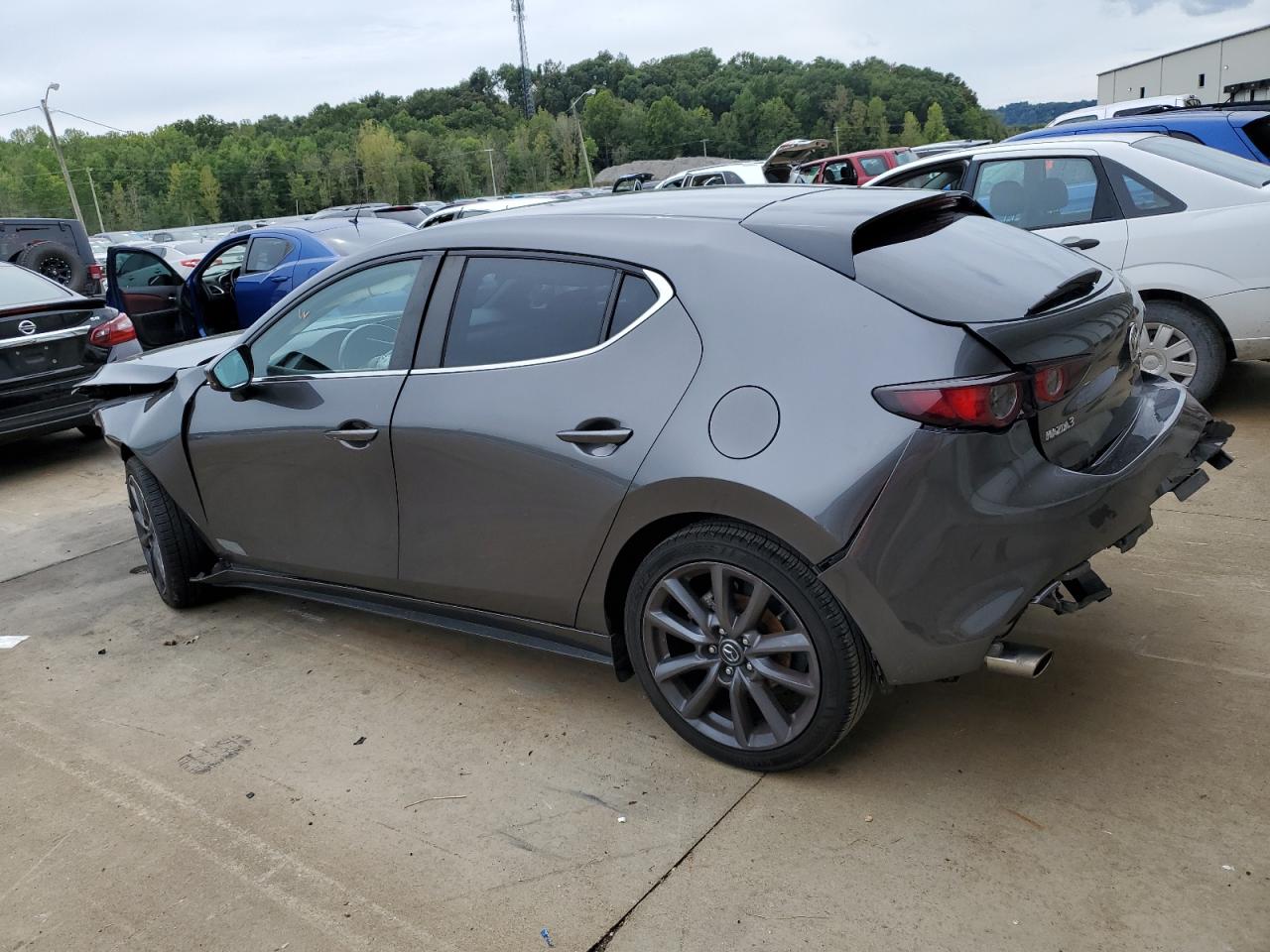 Lot #3029675097 2020 MAZDA 3