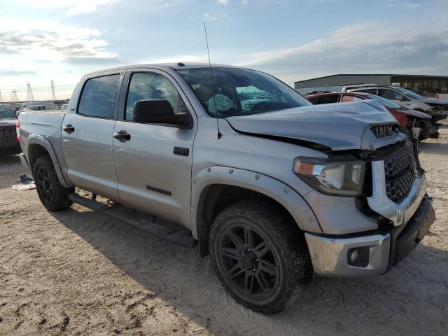 VIN 5TFDW5F12JX691148 2018 Toyota Tundra, Crewmax Sr5 no.4