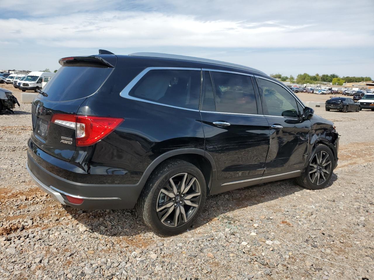 Lot #2974113346 2020 HONDA PILOT TOUR