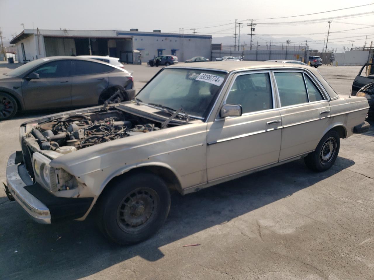 MERCEDES-BENZ 300 DT 1985 beige  diesel WDBAB33CXFA229177 photo #1