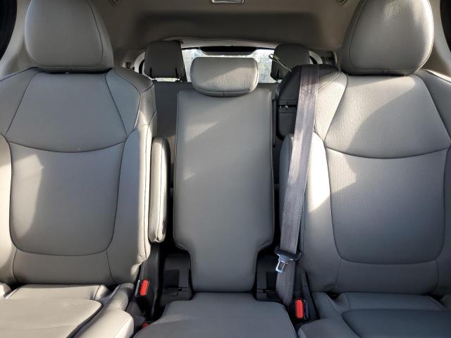 2021 TOYOTA SIENNA XLE - 5TDYRKEC1MS028108