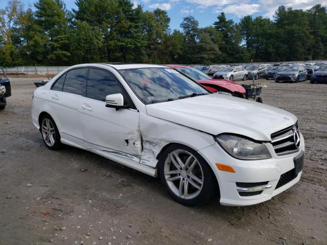 VIN WDDGF8AB0ER324408 2014 Mercedes-Benz C-Class, 3... no.4