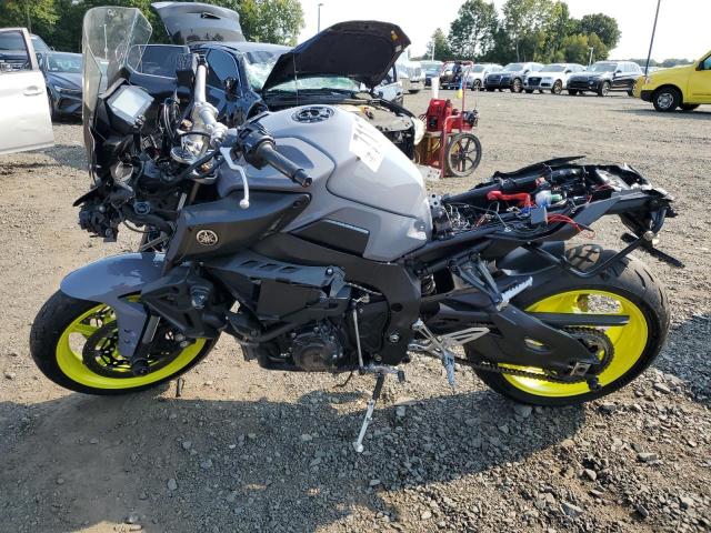 YAMAHA FZ10 2017 gray  gas JYARN48E3HA001113 photo #4