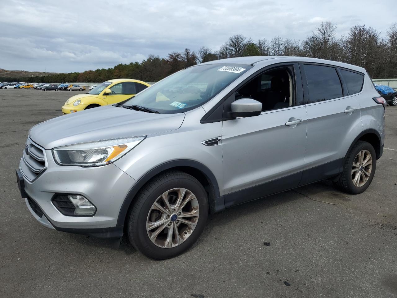 2017 Ford ESCAPE, SE