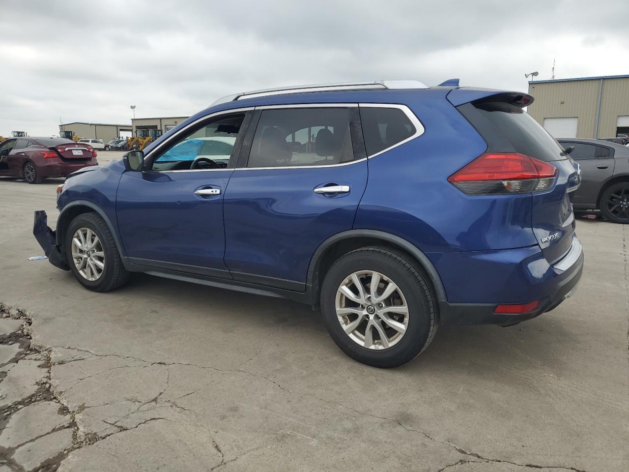 Lot #2953145640 2017 NISSAN ROGUE S