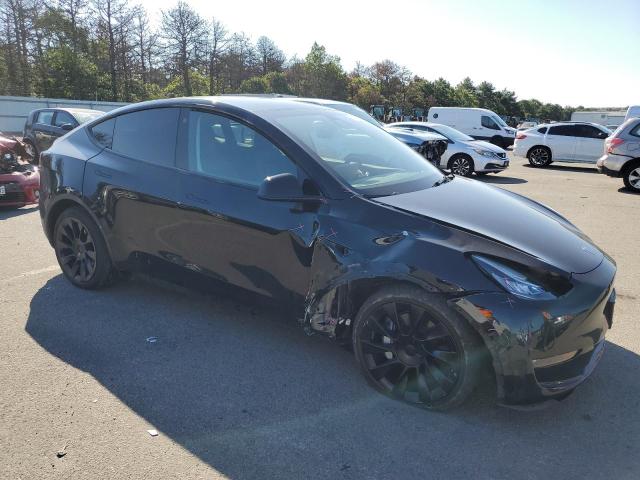 VIN 7SAYGDEE7NF448371 2022 Tesla MODEL Y no.4