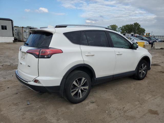 VIN JTMWFREVXJJ734612 2018 Toyota RAV4, Adventure no.3