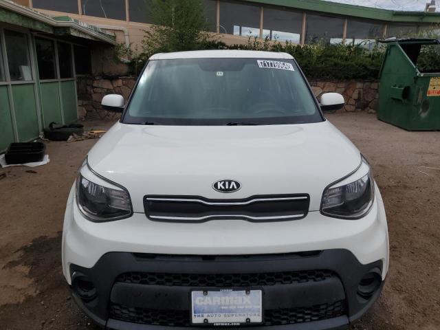 VIN KNDJN2A29K7687930 2019 KIA Soul no.5