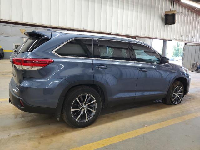 VIN 5TDKZRFH3KS352246 2019 Toyota Highlander, SE no.3