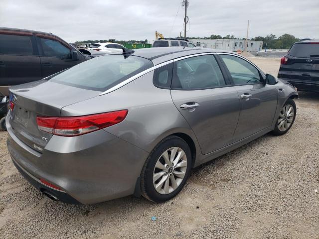 VIN 5XXGU4L30JG239029 2018 KIA Optima, EX no.3