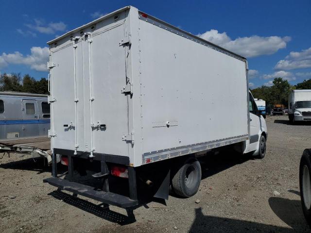 FREIGHTLINER SPRINTER 3 2007 white chassis diesel WDPPF445979334472 photo #4