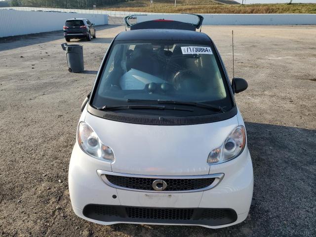 VIN WMEEJ9AA7FK832013 2015 Smart Fortwo no.5