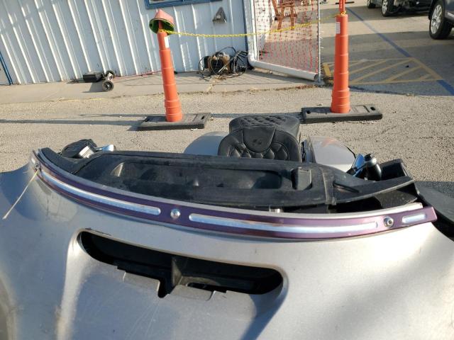 2018 HARLEY-DAVIDSON FLHX STREE - 1HD1KBC15JB649649