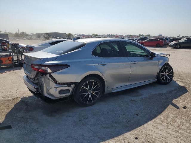 VIN 4T1G31AK0MU557965 2021 Toyota Camry, SE no.3