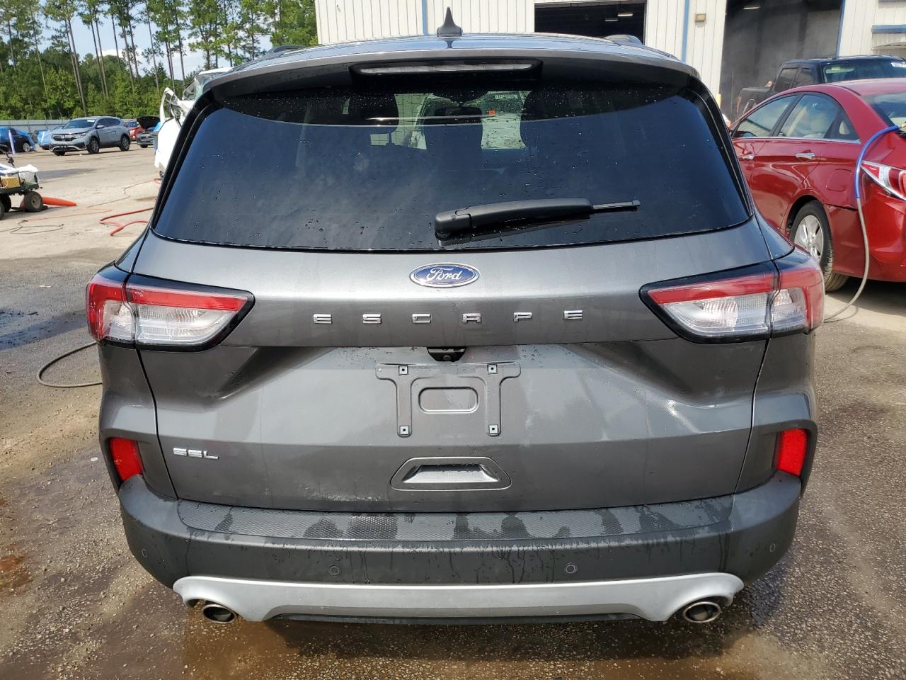 Lot #2893329716 2022 FORD ESCAPE SEL