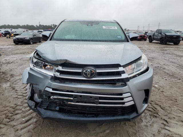 VIN 5TDZZRFH1JS287491 2018 Toyota Highlander, LE no.5