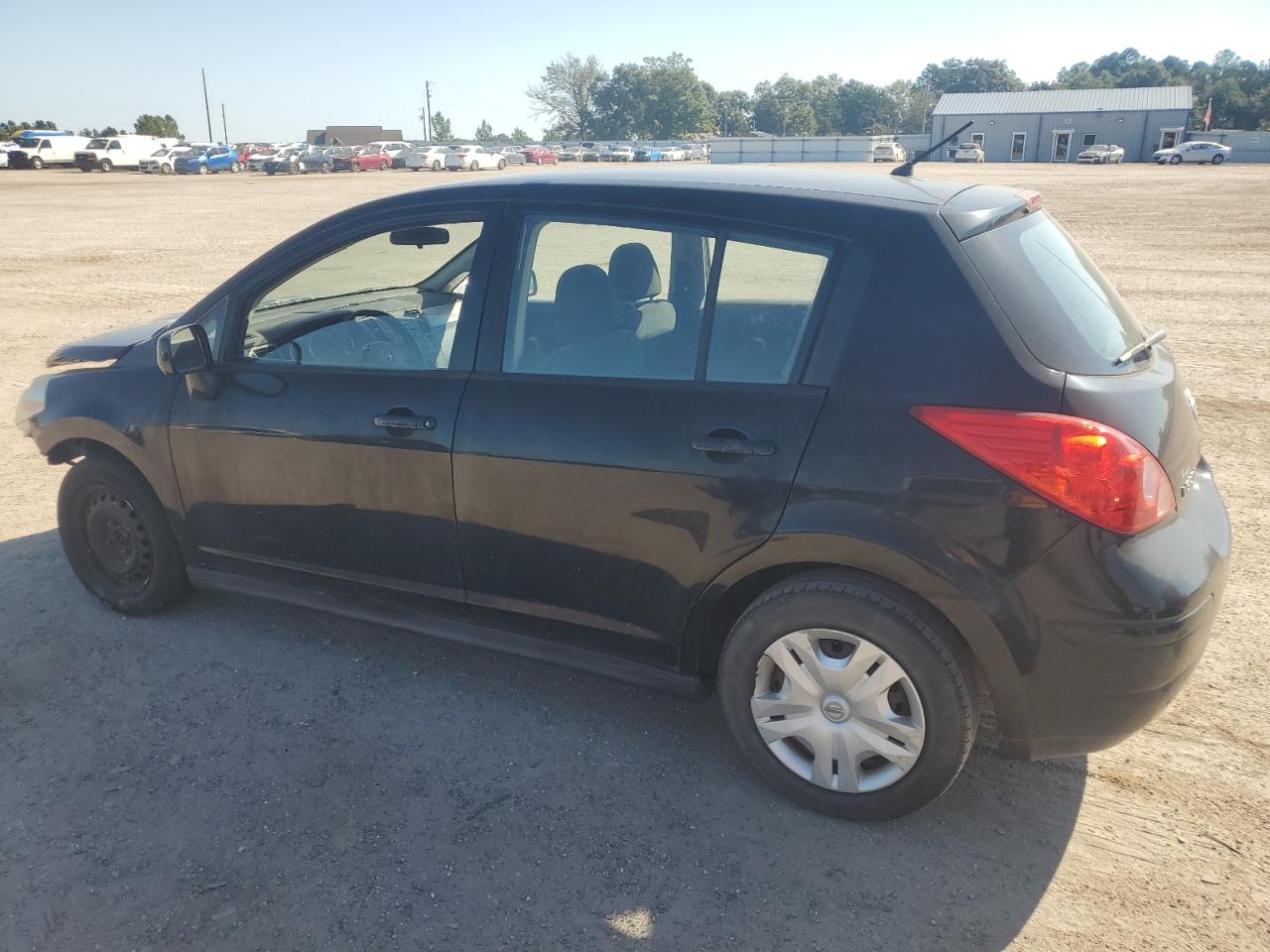 Lot #2854987706 2011 NISSAN VERSA S