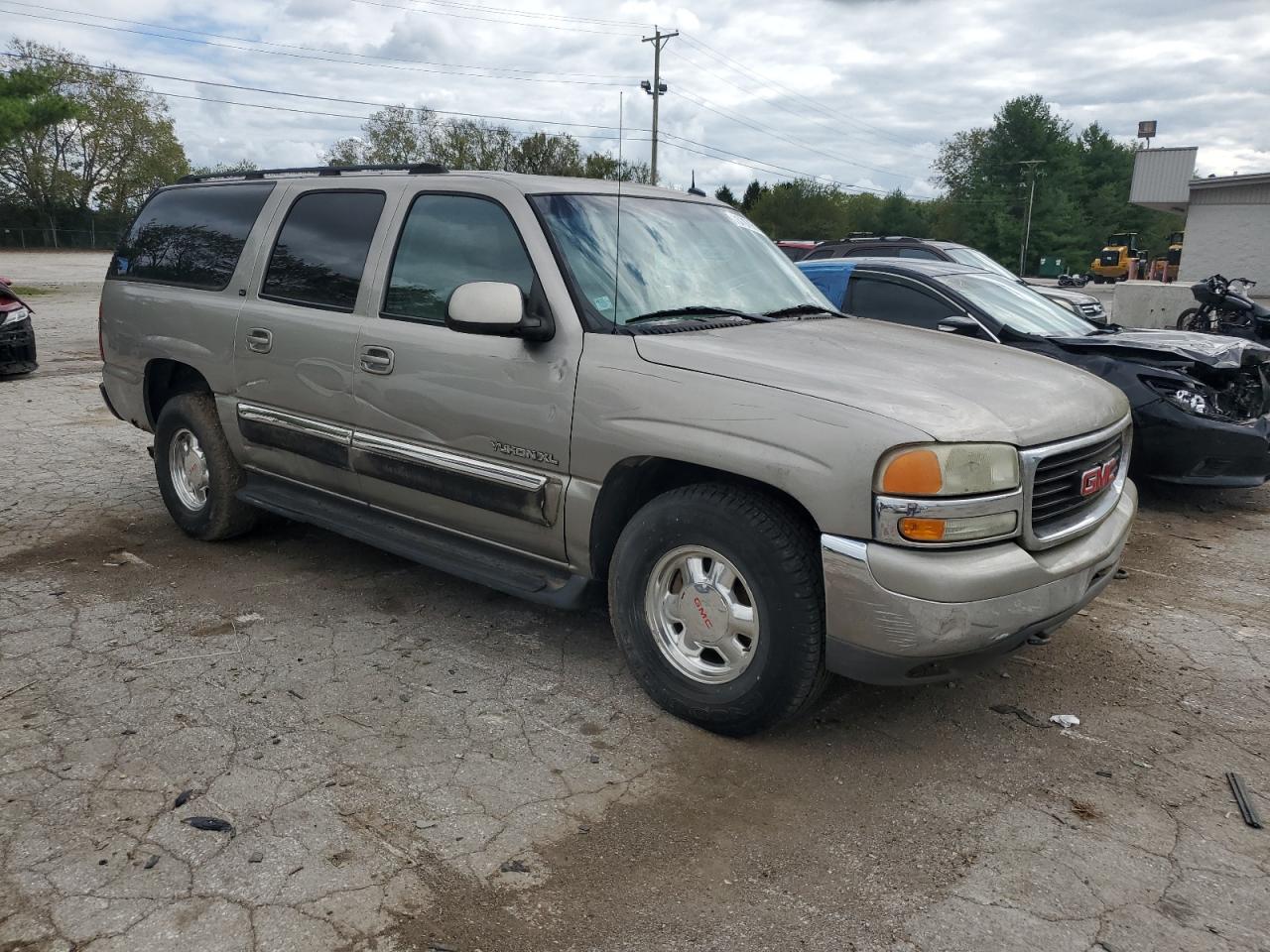 Lot #2956946917 2002 GMC YUKON XL C