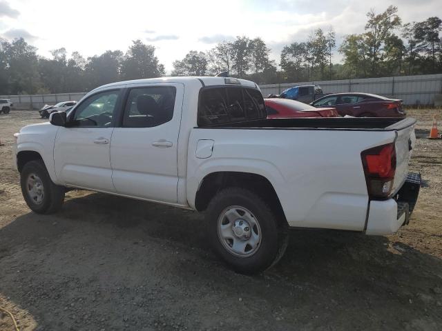 VIN 5TFAX5GN3KX140942 2019 Toyota Tacoma, Double Cab no.2