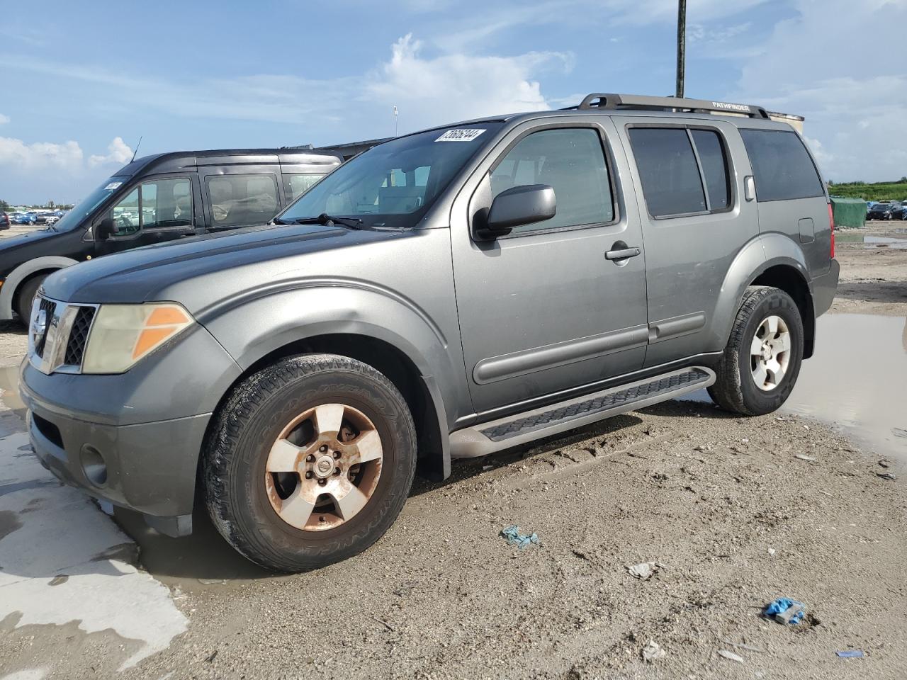 Nissan Pathfinder 2007 Wagon body