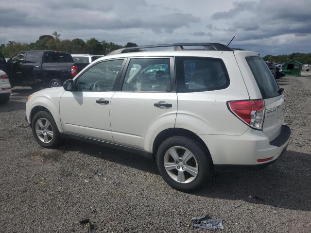 VIN JF2SHABC6DH425164 2013 Subaru Forester, 2.5X no.2