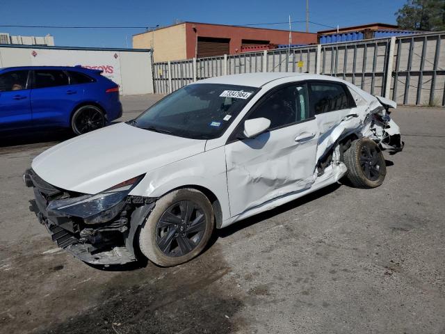 HYUNDAI ELANTRA SE 2022 white  gas 5NPLS4AG5NH069156 photo #1